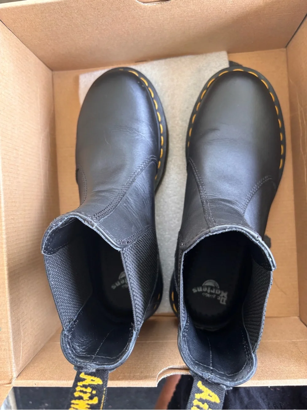 Dr. Marten’s Black Nappa Women’s Chelsea Boots - 2976